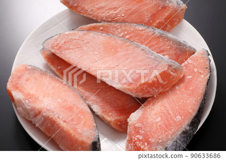 Frozen salmon fillet Frozen salmon fillet 90633686