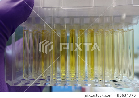 血漿樣品 90634379