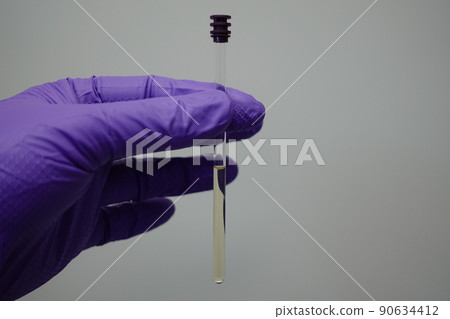 血漿樣品 90634412