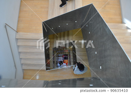 Takashi Yanase Memorial Hall 麵包超人博物館 / Nobuaki Furuya 90635410