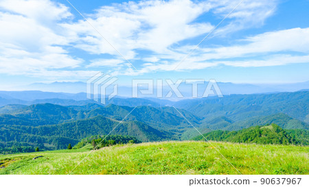 Shinshu Venus Line / Mt. Miho trekking (view of the mountaintop) 90637967
