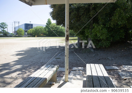 設有玩具套裝和棒球場的出島西公園 設有玩具套裝和棒球場的出島西公園 90639535