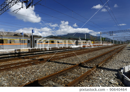 Ruiyuan Station 90640464