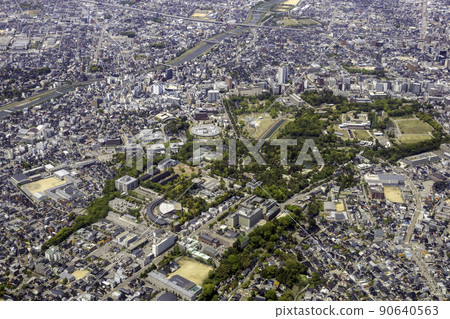 金澤兼六園周邊鳥瞰圖 金澤兼六園周邊鳥瞰圖 90640563