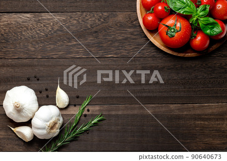 Tomato and garlic Tomato and garlic 90640673