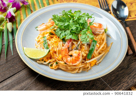 泰式炒麵“Pad Thai” 泰式炒麵“Pad Thai” 90641832