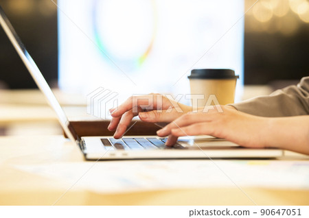 Business women office laptop at hand Business women office laptop at hand 90647051