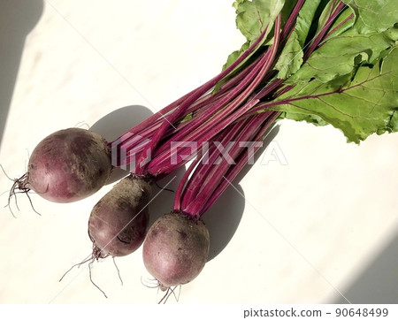 Red beets with leaves Red beets with leaves 90648499