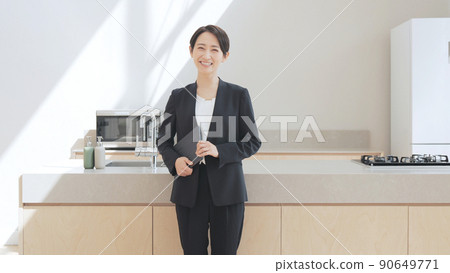 Business woman model room information real estate Business woman model room information real estate 90649771