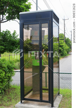 公園裡的公用電話 90651628