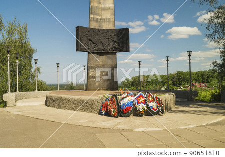 Monument and eternal flame with wreath Monument and eternal flame with wreath 90651810