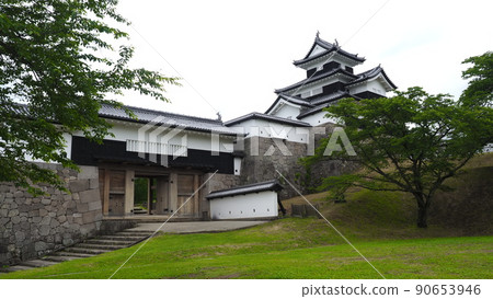 Shirakawa Komine Castle front gate and third floor turret Shirakawa Komine Castle front gate and third floor turret 90653946