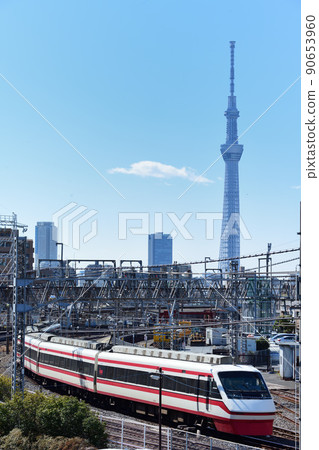 Tokyo Sky Tree and Tobu Limited Express Ryomo 90653960