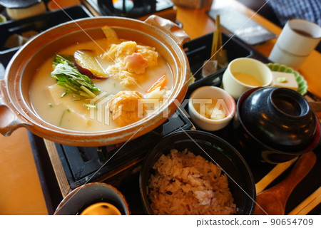 Kyoto Yudofu Lunch 90654709