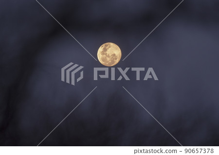Full moon, Patagonia, Argentina Full moon, Patagonia, Argentina 90657378