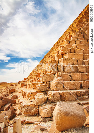 The ancient pyramid of Chefren in Giza, Egypt 90663942