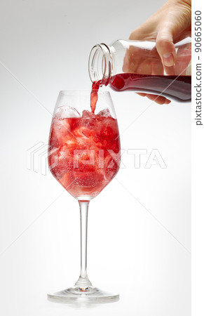 process of making fresh summer cocktail process of making fresh summer cocktail 90665060