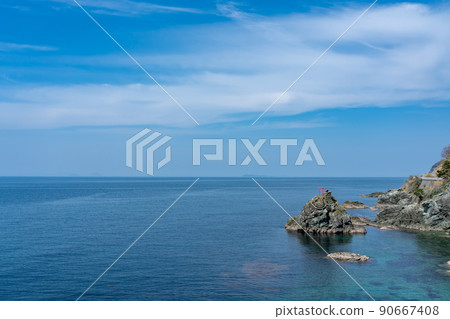 Tsunakakeiwa along the coast of Iyo-nada, Ozu City, Ehime Prefecture 90667408