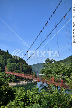Zao Bridge [Aridagawa Town, Arida District, Wakayama Prefecture] 90668332
