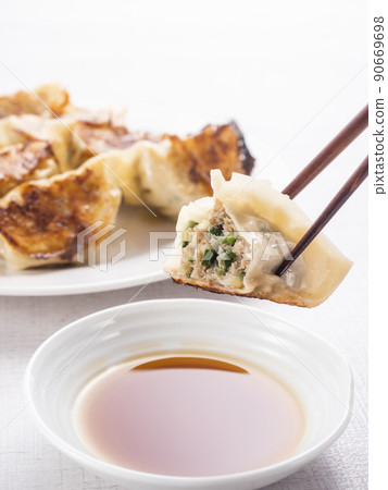 Handmade dumplings 90669698