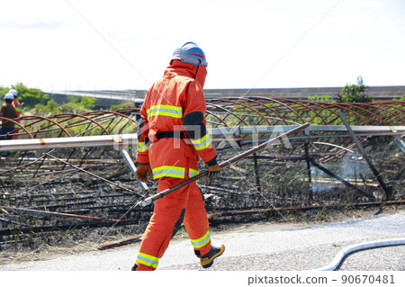 溫室裡的火 溫室裡的火 90670481
