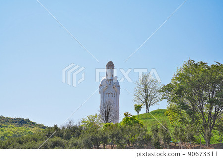 [Shodoshima Daikannon] Koumagoe Otsu, Tonosho-cho, Shozu-gun, Kagawa Prefecture 90673311