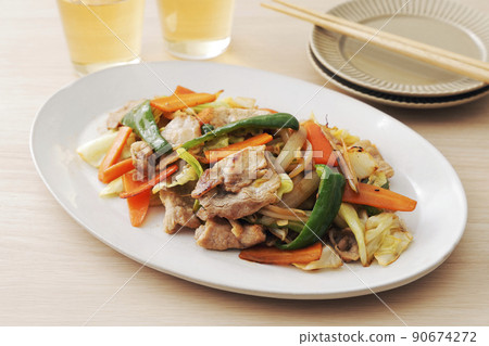 豬里脊炒蔬菜 90674272