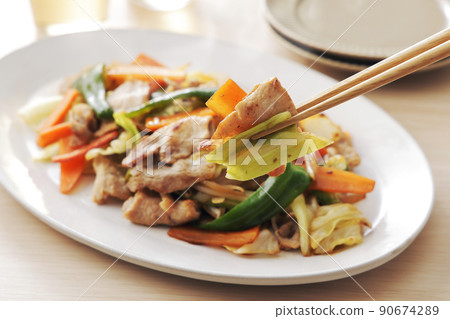 豬里脊炒蔬菜 90674289