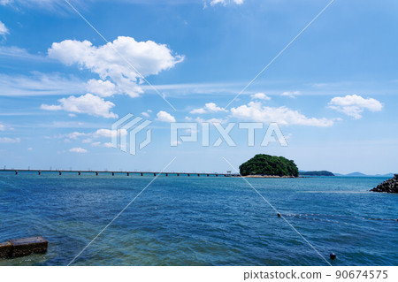 [Gamagori City, Aichi Prefecture] Blue Sky, Takeshima and Takeshima Bridge 90674575