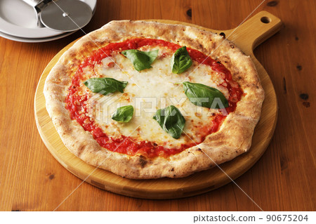 Pizza Margherita Pizza Margherita 90675204