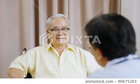 Doctor and patient are discussing consultation about symptom problem diagnosis Doctor and patient are discussing consultation about symptom problem diagnosis 90675263