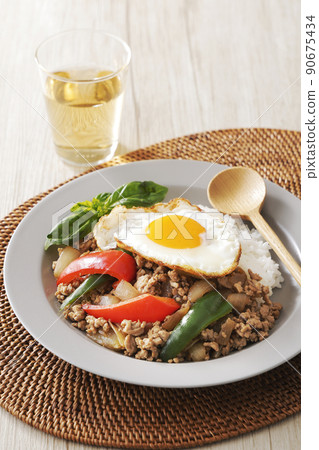 Delicious Gapao rice with fried egg Delicious Gapao rice with fried egg 90675434