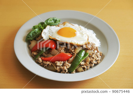 Delicious Gapao rice with fried egg 90675446