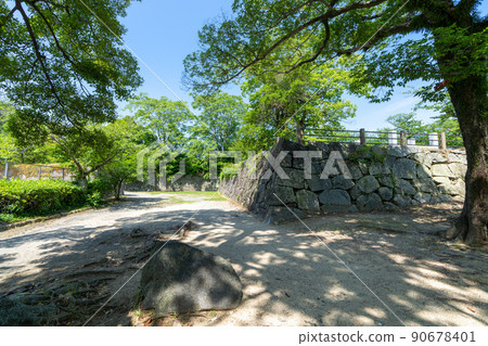 《福岡縣》福岡城跡和從福岡城跡看福岡市的風景（舞鶴公園，Korokan） 90678401