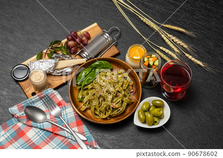 戶外製作的意大利面 talian 意大利面 戶外製作的意大利面 talian 意大利面 90678602