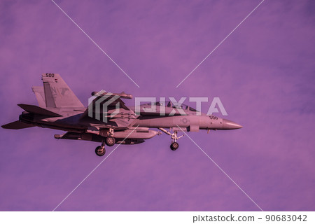 Top Gun F-18 9 90683042