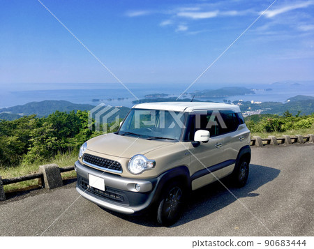 Sea, sky and car Sea, sky and car 90683444
