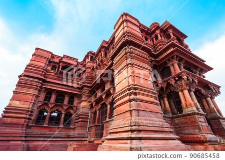 Govind Dev Ji Temple, Vrindavan 90685458