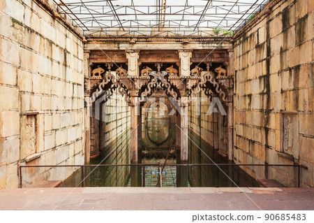 Raniji ki Baori stepwell, Bundi 90685483