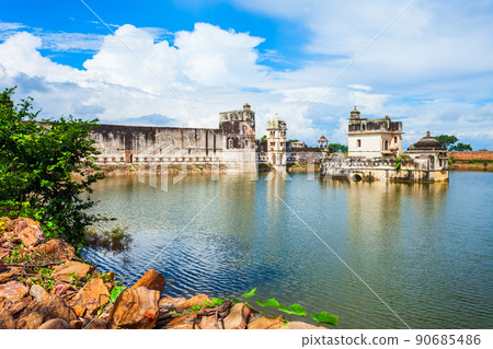 Maharani Shri Padmini Palace, Chittor Fort 90685486