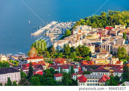 Locarno town on Lake Maggiore 90685837