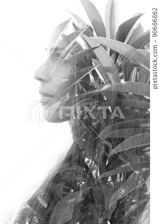 Fine art portrait of a young woman Fine art portrait of a young woman 90686862