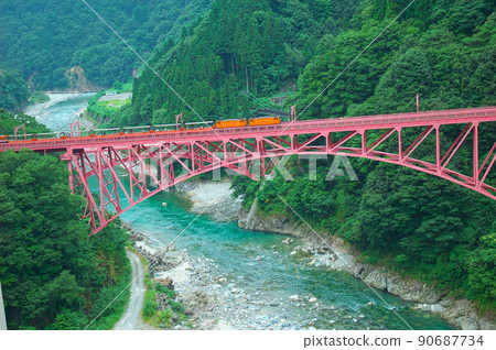 富山縣黑部市新山彥大橋 3 黑部峽谷無軌電車的夏日風光 富山縣黑部市新山彥大橋 3 黑部峽谷無軌電車的夏日風光 90687734