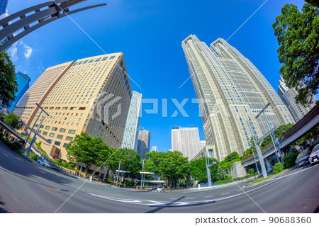 Tokyo 2022 Shinjuku early summer 90688360