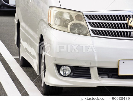 車圖豐田首款 Alphard 前罩 車圖豐田首款 Alphard 前罩 90688489