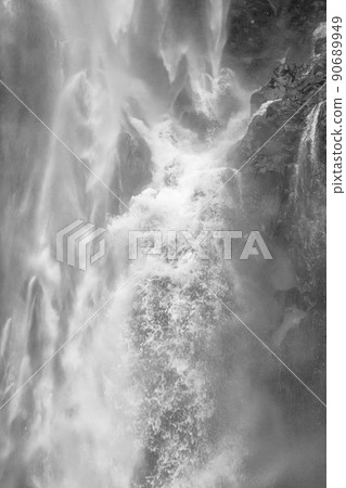 [Oku-Nikko, Tochigi Prefecture] Oku-Nikko Three Famous Waterfalls Kegon Falls Autumn Edition October November 90689949