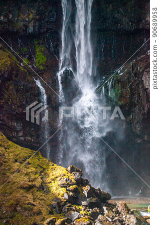 [Oku-Nikko, Tochigi Prefecture] Oku-Nikko Three Famous Waterfalls Kegon Falls Autumn Edition October November 90689958