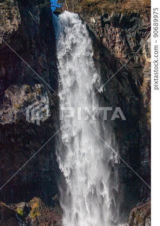 [Oku-Nikko, Tochigi Prefecture] Oku-Nikko Three Famous Waterfalls Kegon Falls Autumn Edition October November 90689975
