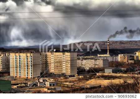 Bad ecology. Uncomfortable cities of polar region 90693062