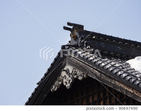 Roof tile of a temple Roof tile of a temple 90697490